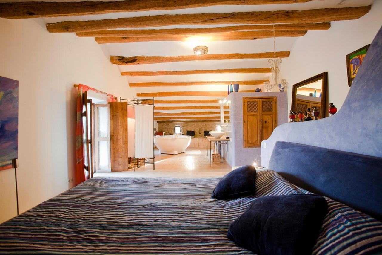 Cal Pau Cruset Pension Torrellas de Foix Buitenkant foto