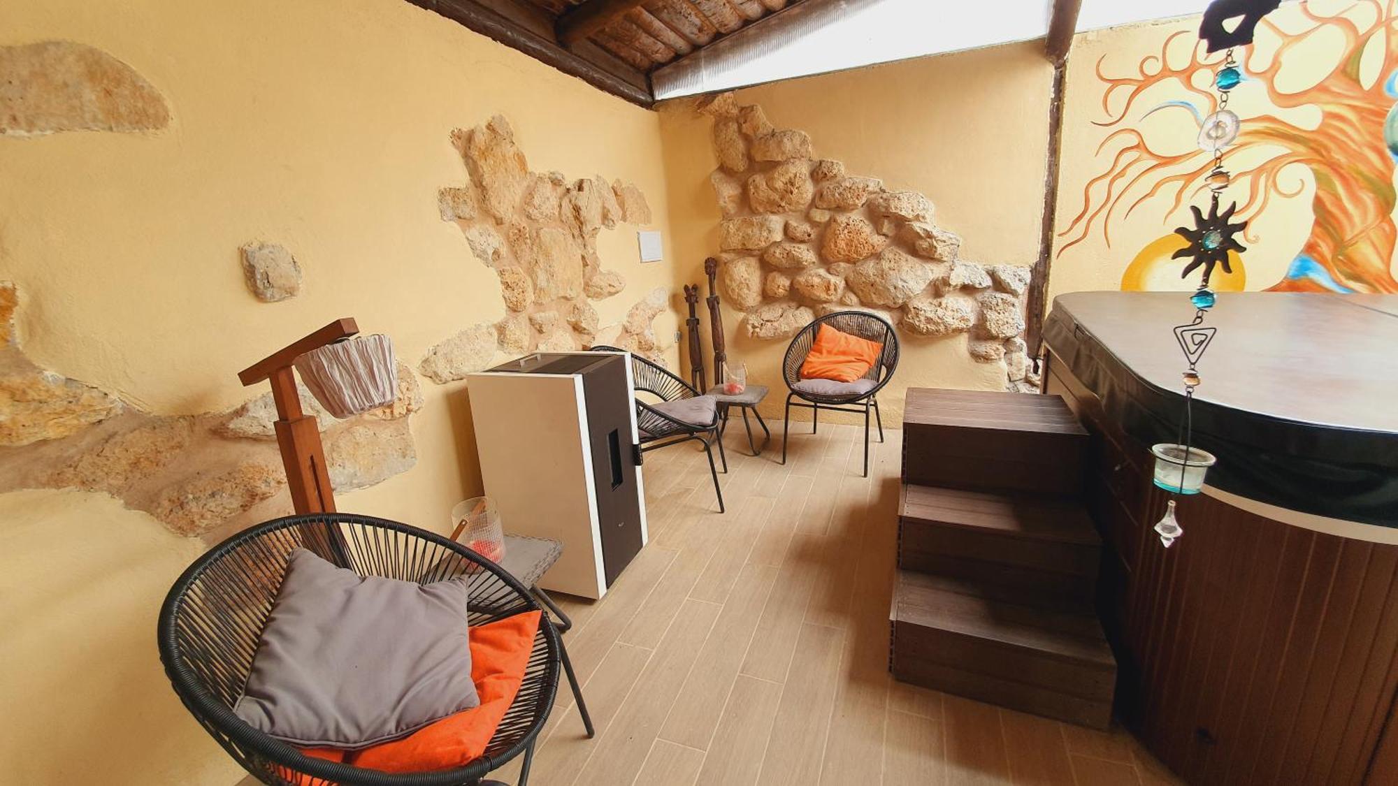 Cal Pau Cruset Pension Torrellas de Foix Buitenkant foto